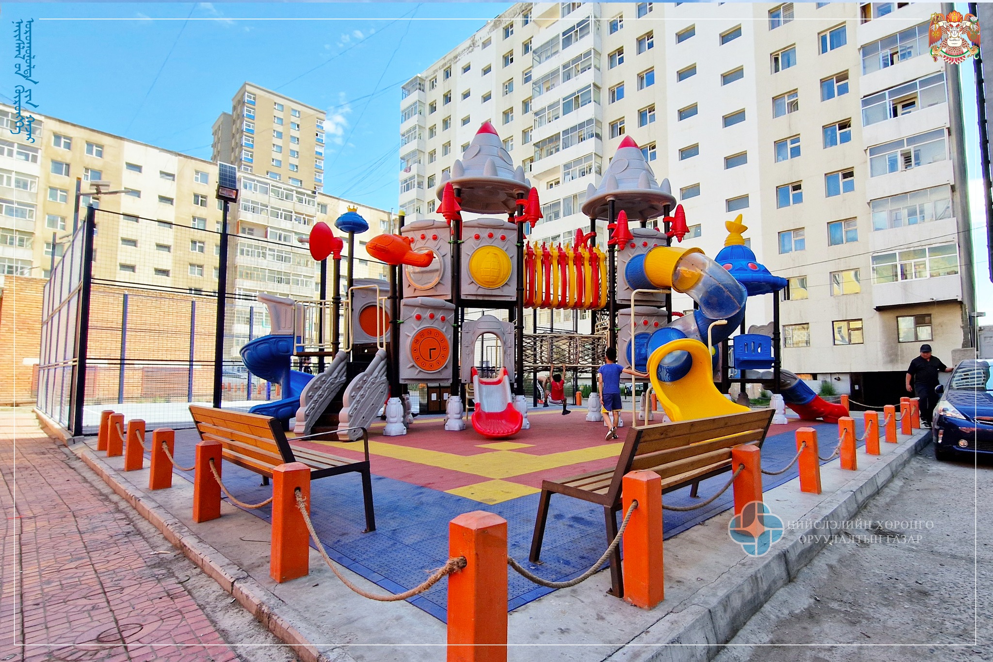 Баянгол дүүргийн 6, 32, 33 дугаар хороодод гадна талбайн тохижилтын ажлууд хийгдлээ