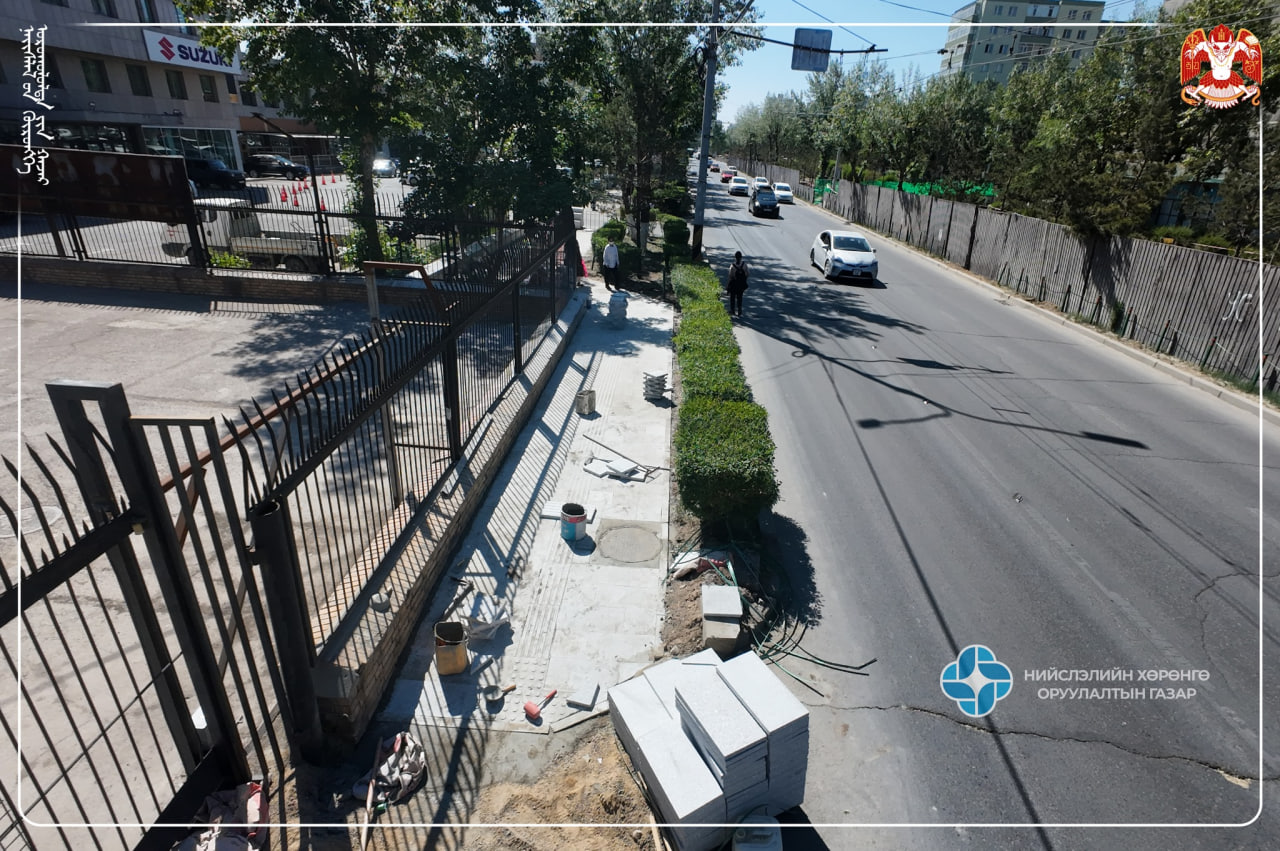 Зүүн 4 замын уулзвараас Офицеруудын ордны тойрог хүртэлх замыг шинэчлэх ажил үргэлжилж байна