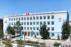 Сургууль, цэцэрлэгийн их засварын ажлыг хичээлийн шинэ жилээс өмнө дуусгахаар ажиллаж байна
